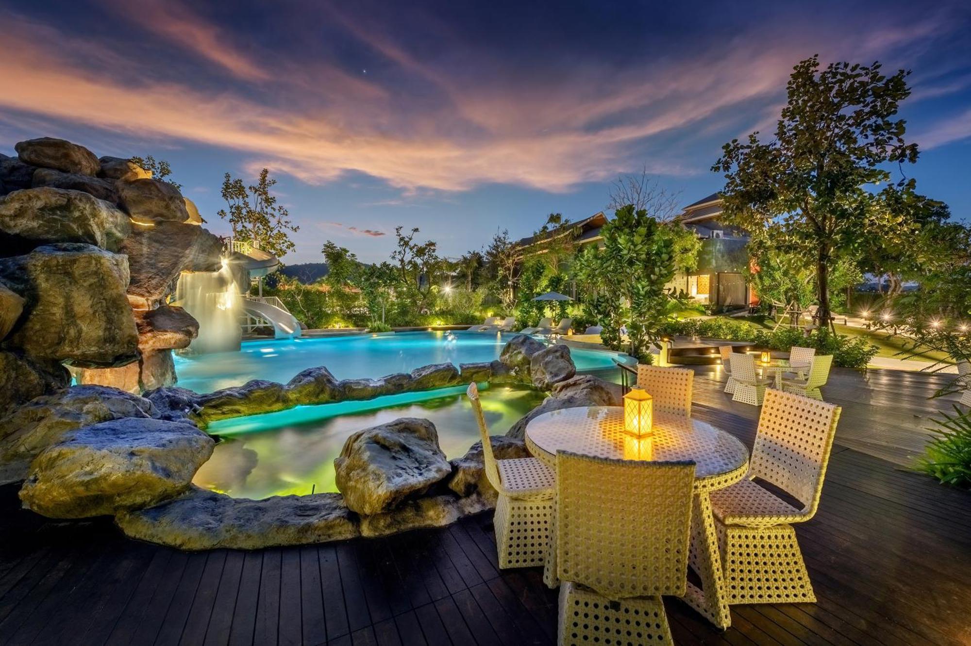 Phukalini Luxury Pool Villa & Onsen HHQ Eksteriør billede